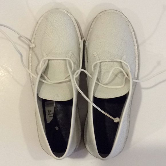 Tory Burch Bergam Cracked Leather - Picture 3 of 6